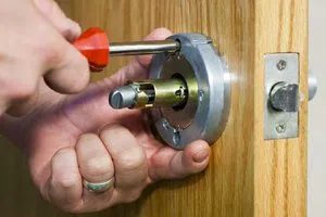 Gold Locksmith Store Saint Paul, MN 651-337-3599 - lock-replace